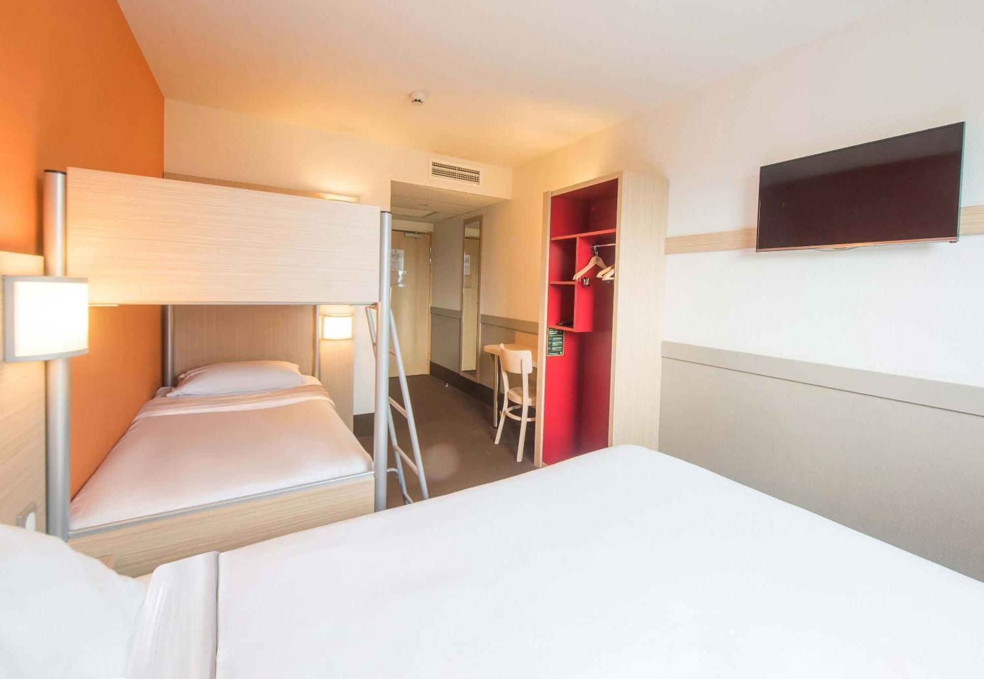 B&B Hotel Gap Bagian luar foto