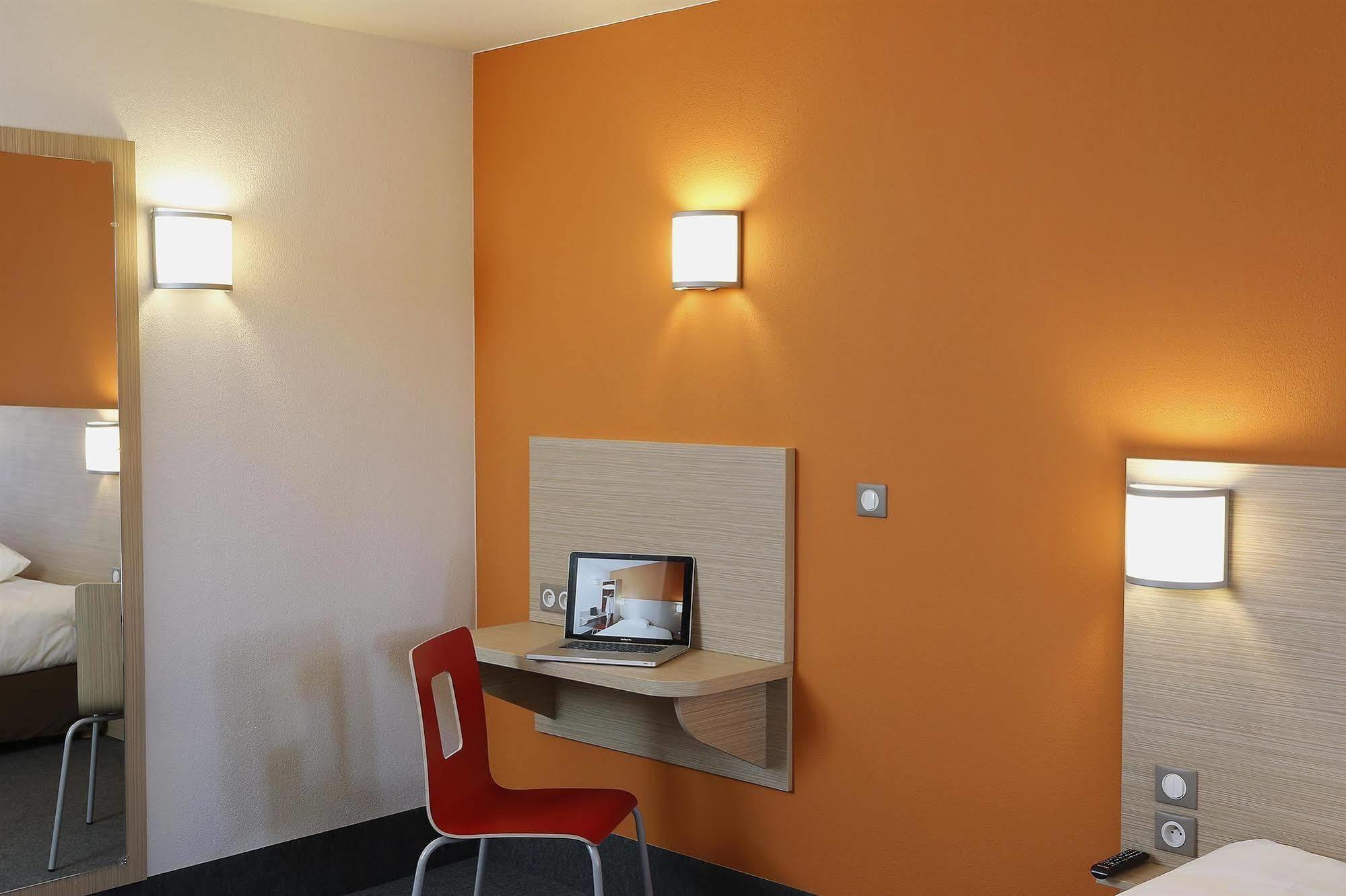 B&B Hotel Gap Bagian luar foto